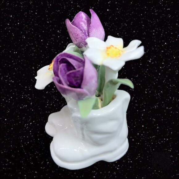 Crown Fine Bone China England Flower Porcelain Bouquet White Boot Hand Painted - Picture 3 of 10